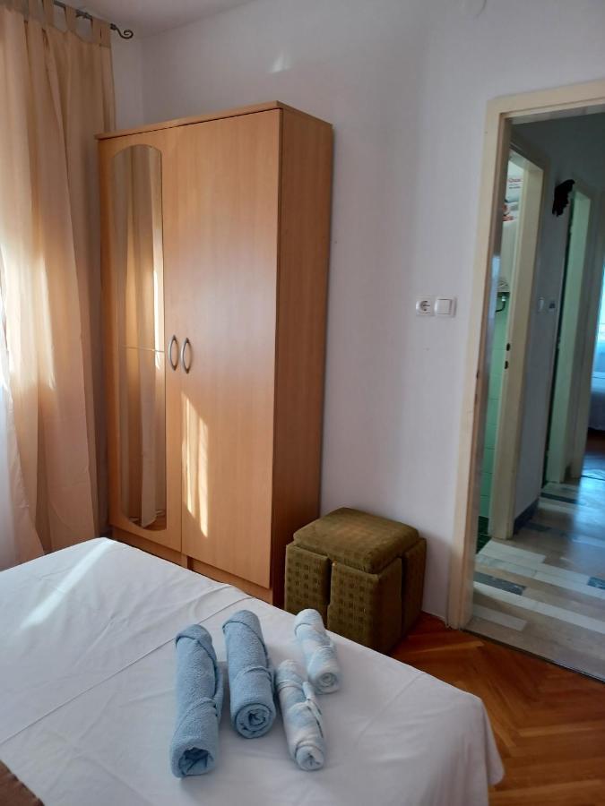 Helen Apartments Crikvenica Exteriör bild
