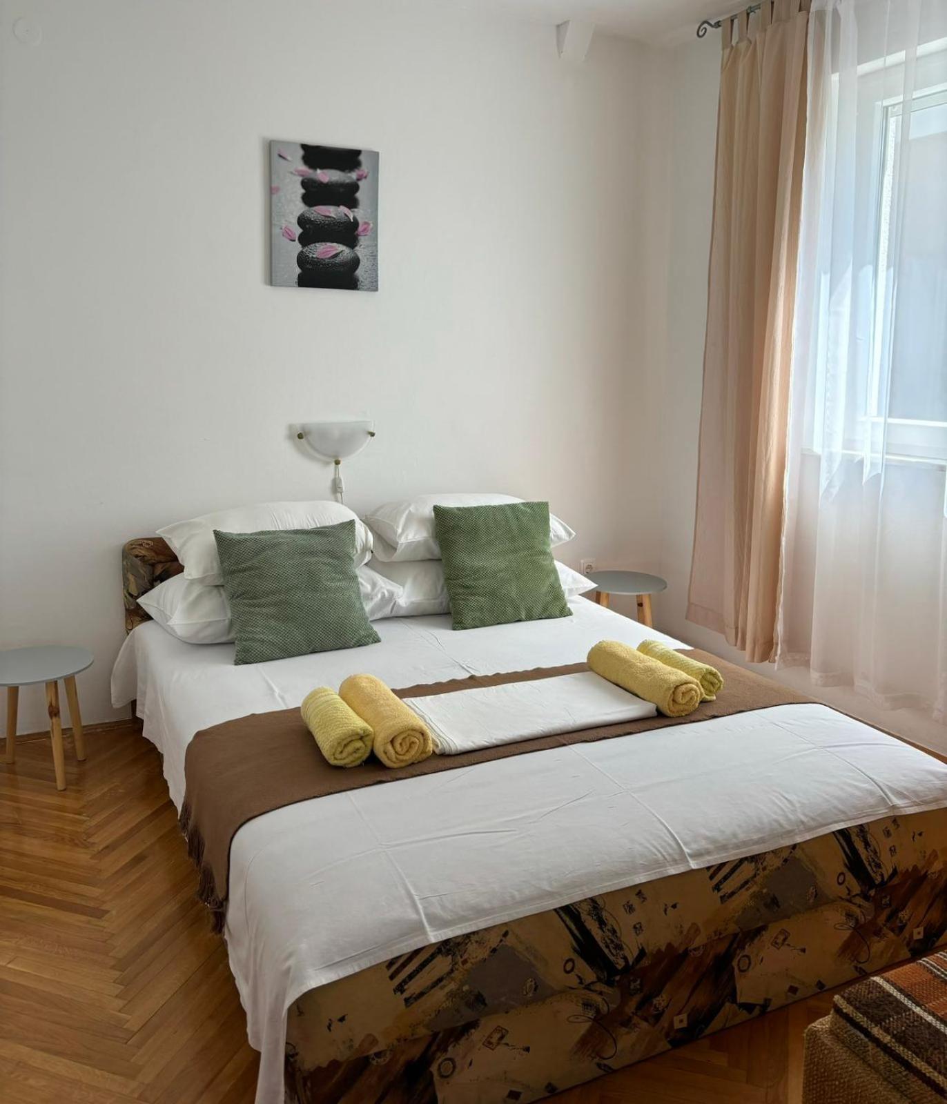 Helen Apartments Crikvenica Exteriör bild