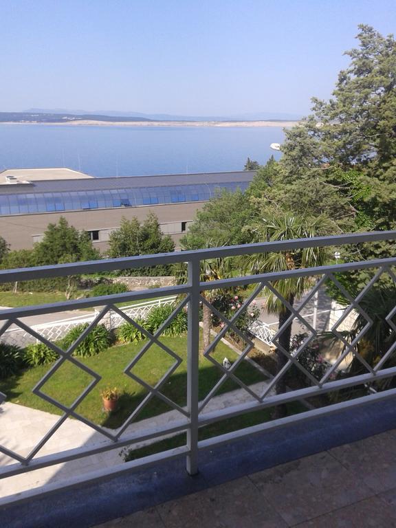 Helen Apartments Crikvenica Exteriör bild